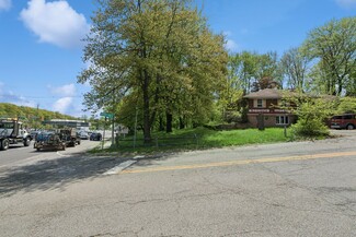 Morris Plains, NJ Storefront - 2 Woods End Rd