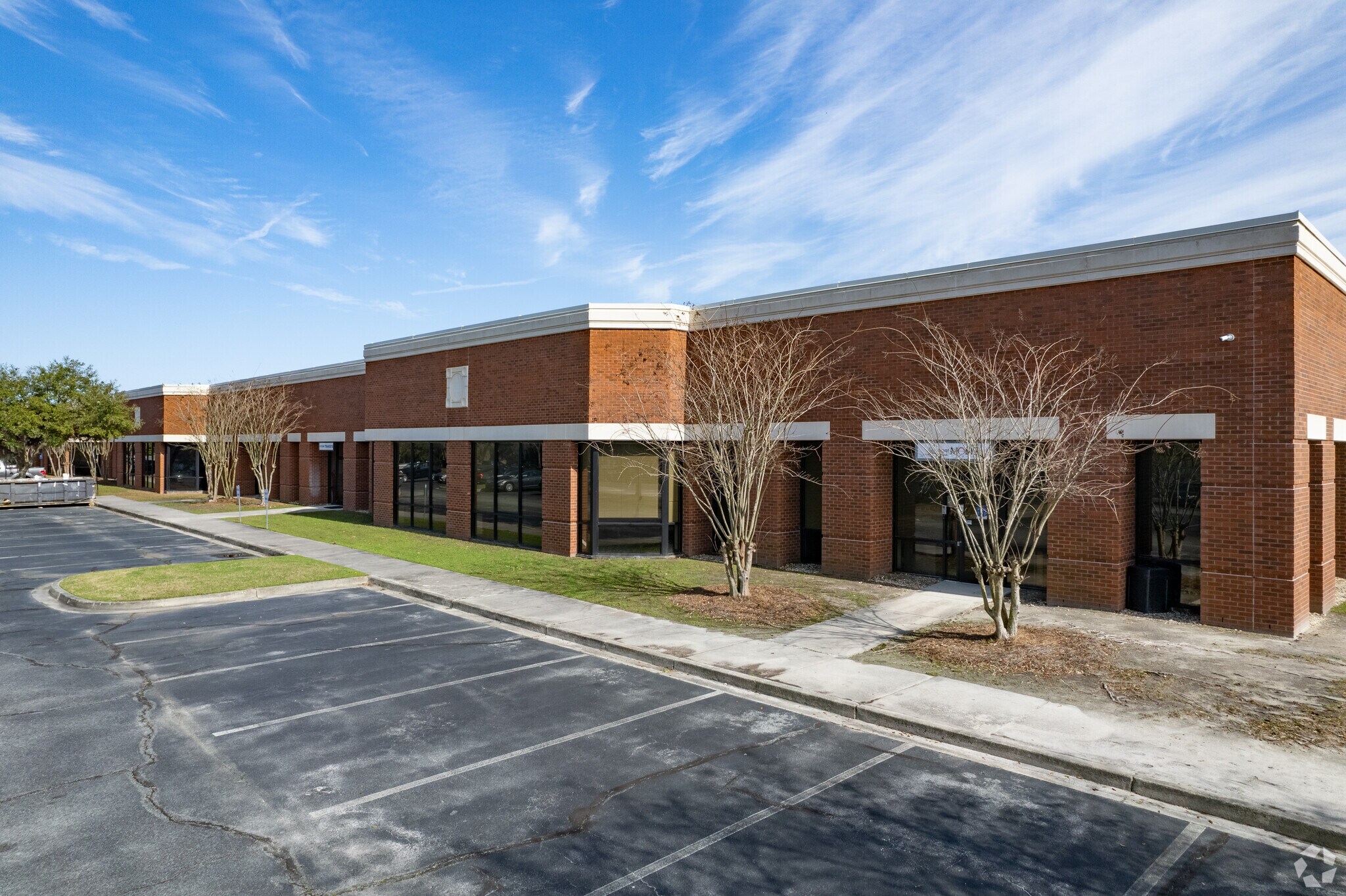 6001 Chatham Center Dr, Savannah, GA for Rent