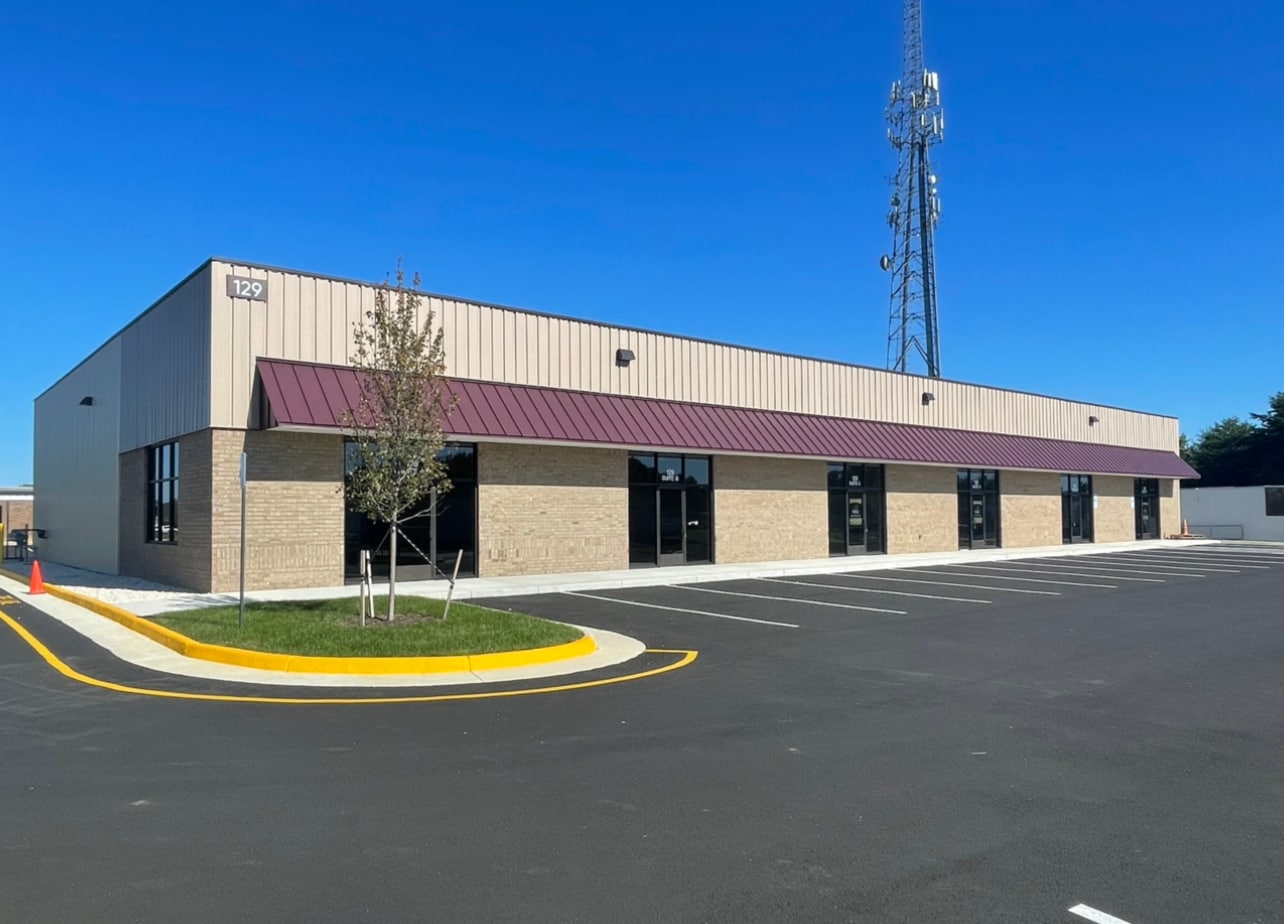 129 Industrial Dr Fredericksburg, VA 22408 Flex Property for Lease on