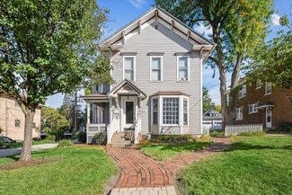 Elgin, IL Multi-Family - 528 E Chicago St Elgin, IL Multi-Family - 528 E Chicago St