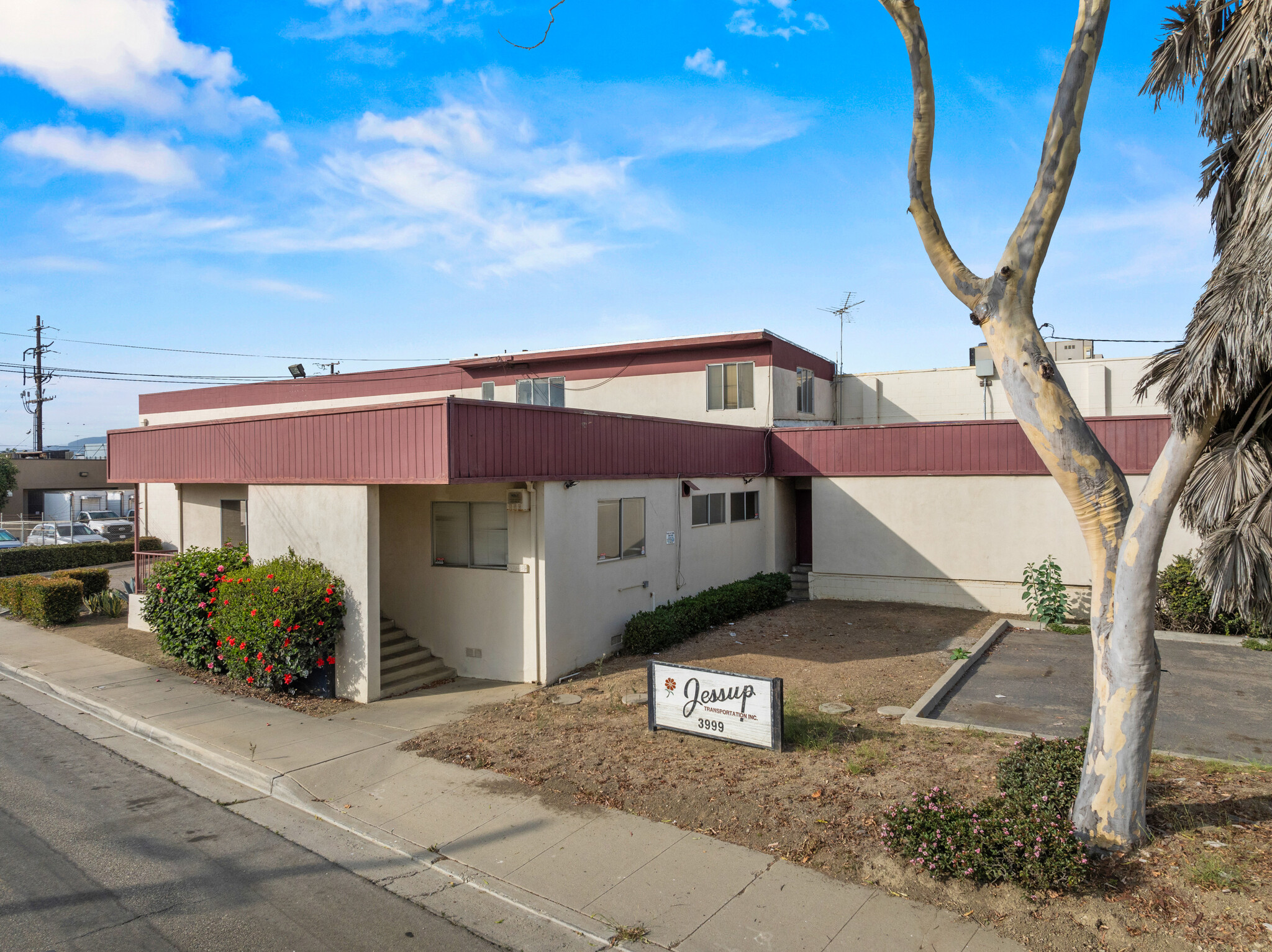 3999 Transport St, Ventura, CA for Sale