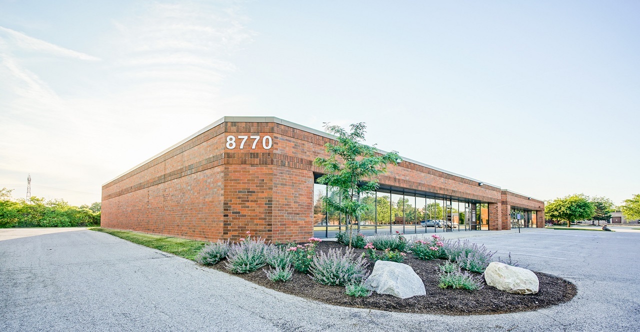 8770 Commerce Park Pl, Indianapolis, IN for Rent