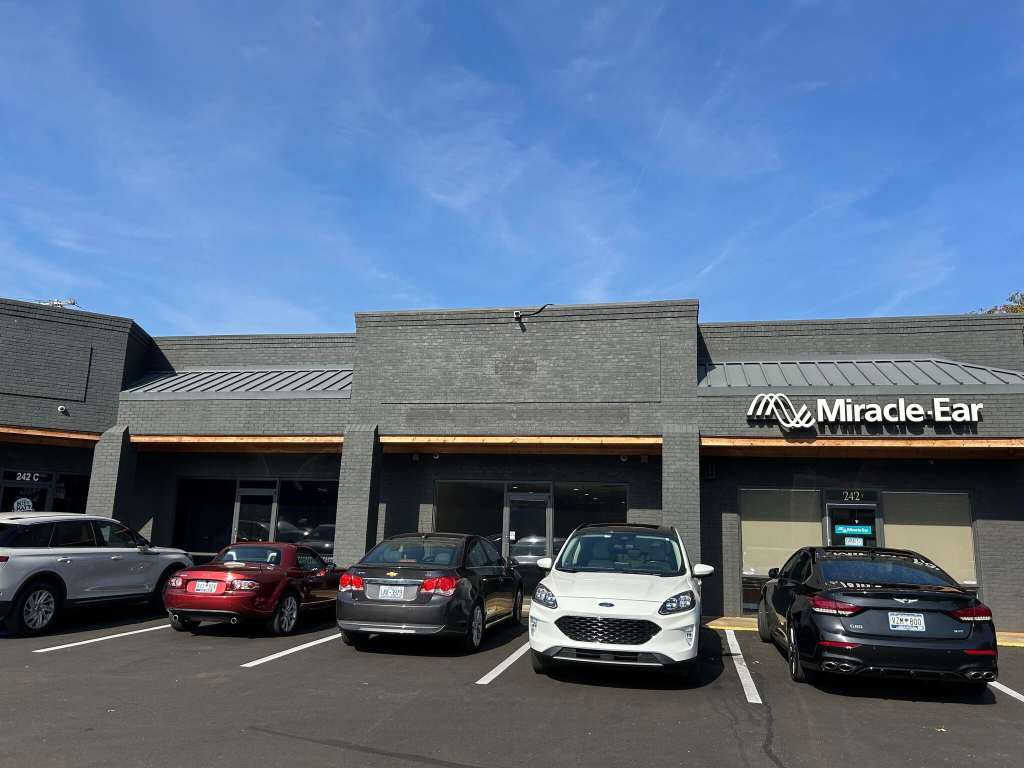 242 W Wade Hampton Blvd, Greer, SC for Rent