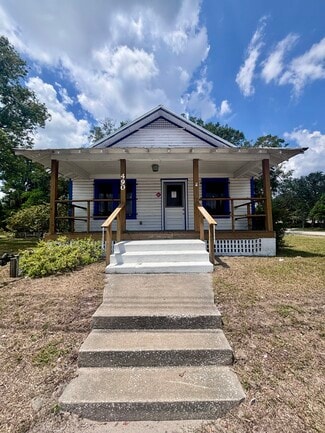 Deland, FL Freestanding - 490 N Spring Garden Ave
