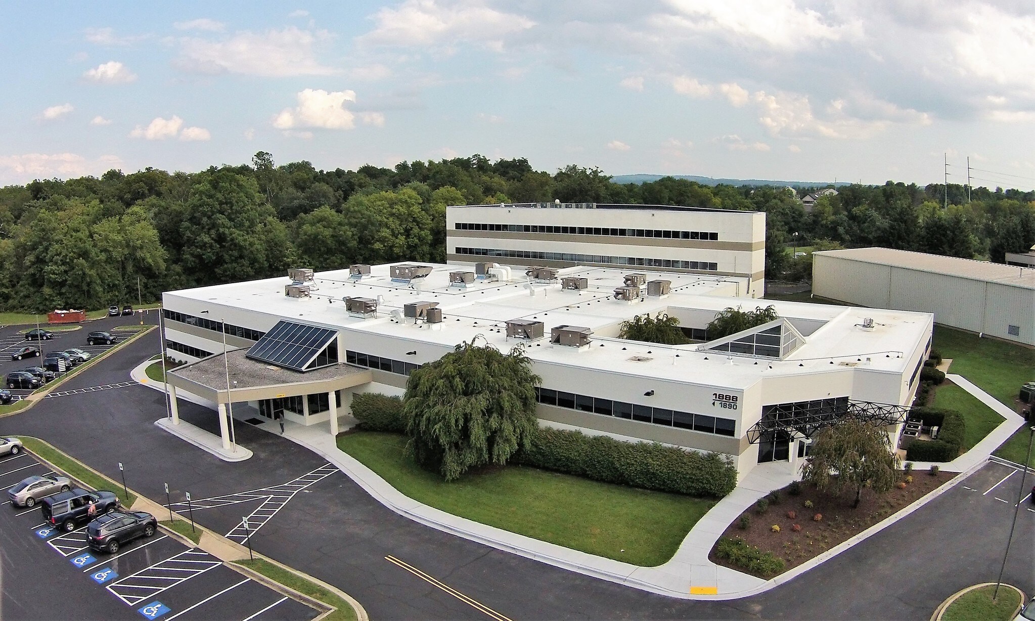 18881890 N Market St Frederick, MD 21701 Office Property for Lease on