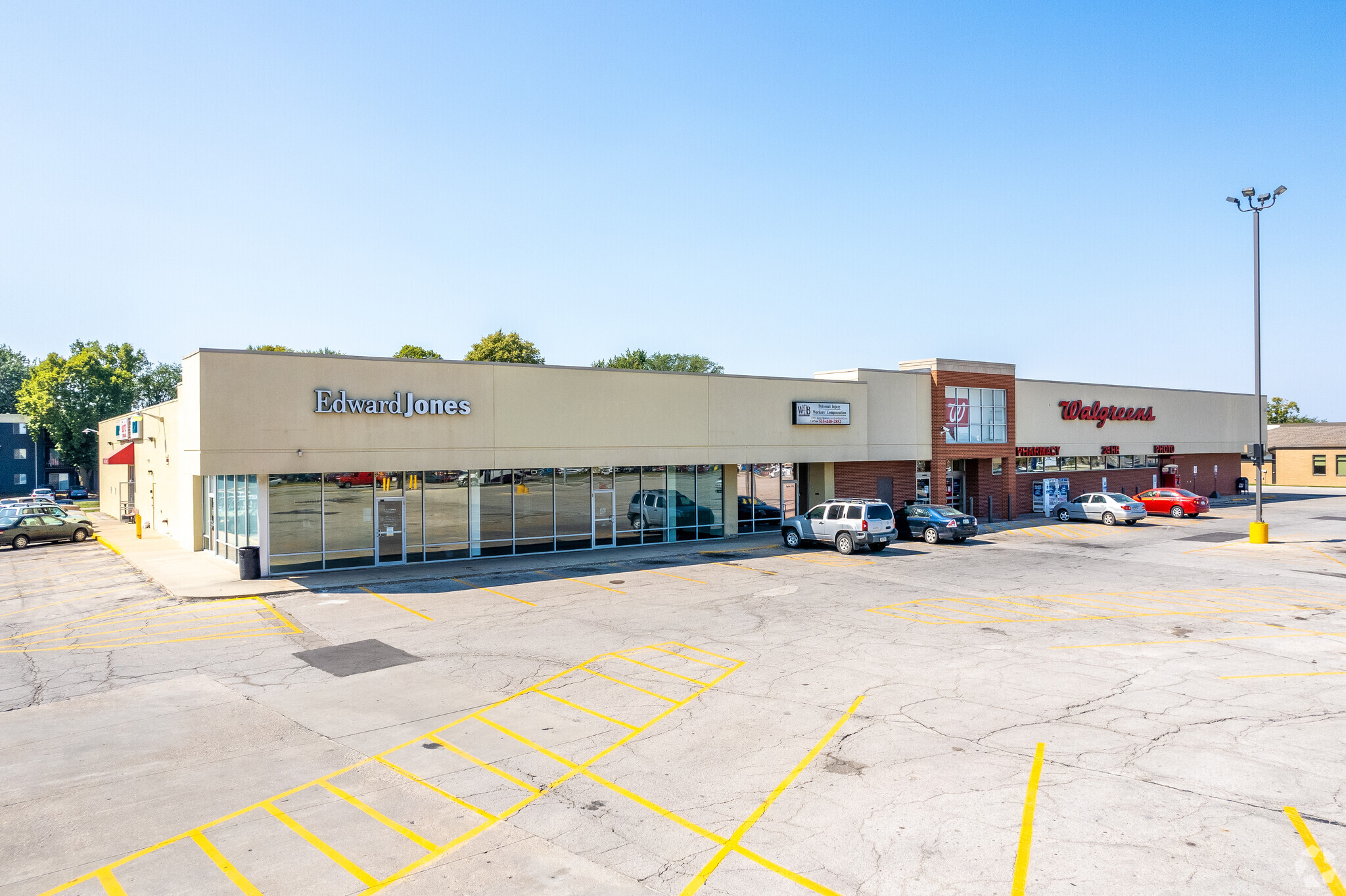 2545 E Euclid Ave Des Moines, IA 50317 - Retail Property for Lease on ...