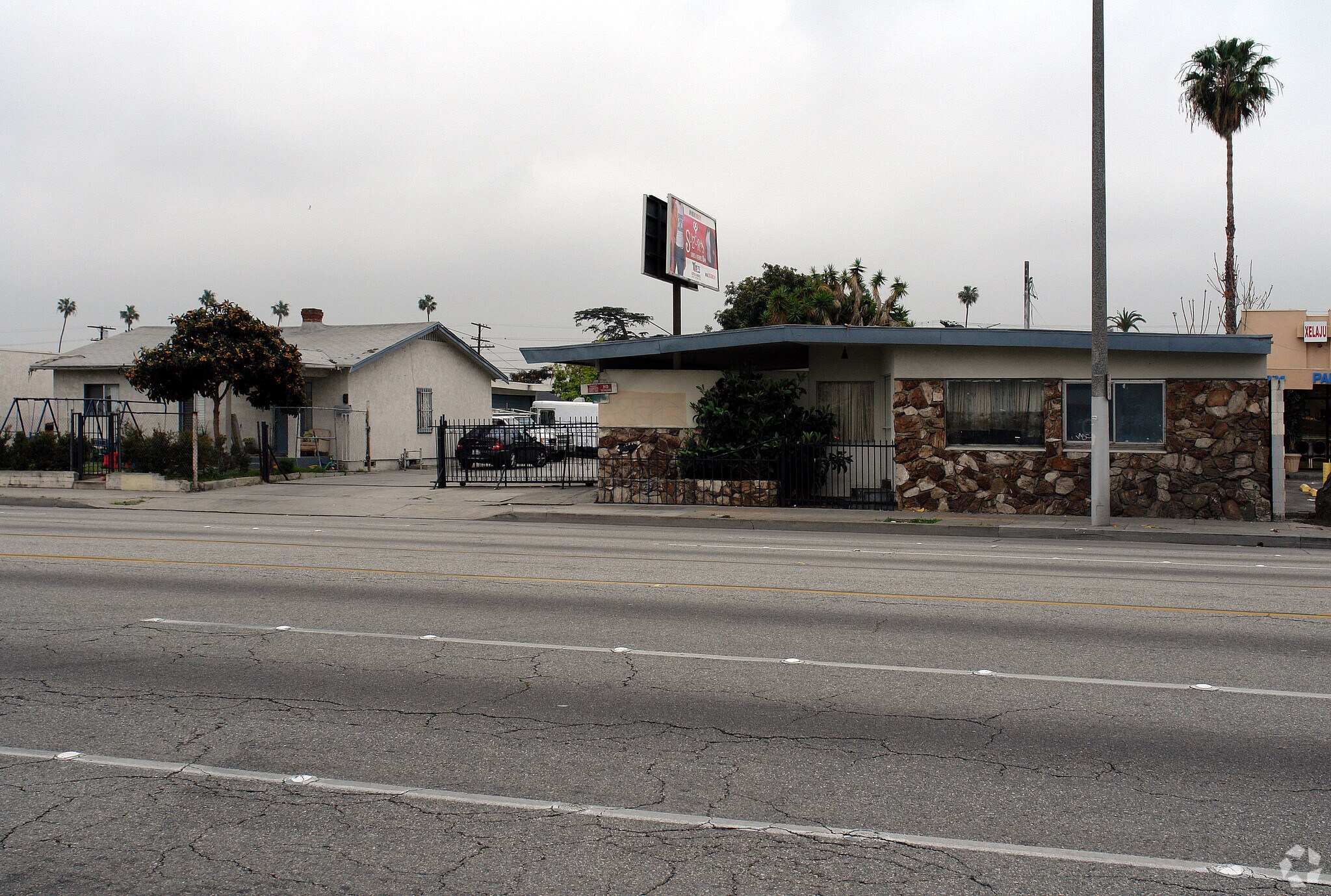 4062-4070 W Century Blvd, Inglewood, CA for Rent