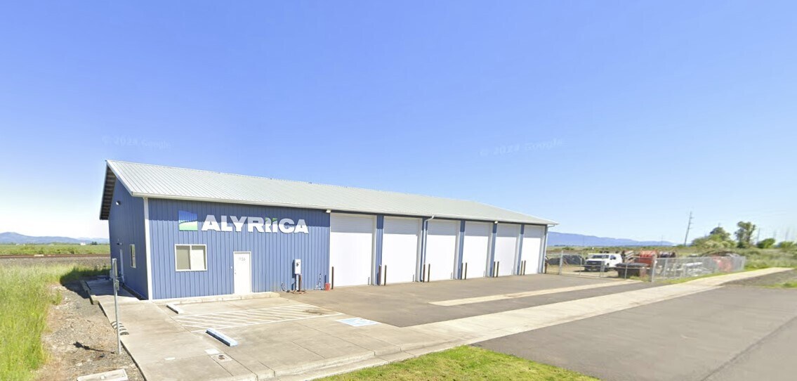 1136 W 1st St, Halsey, OR for Rent