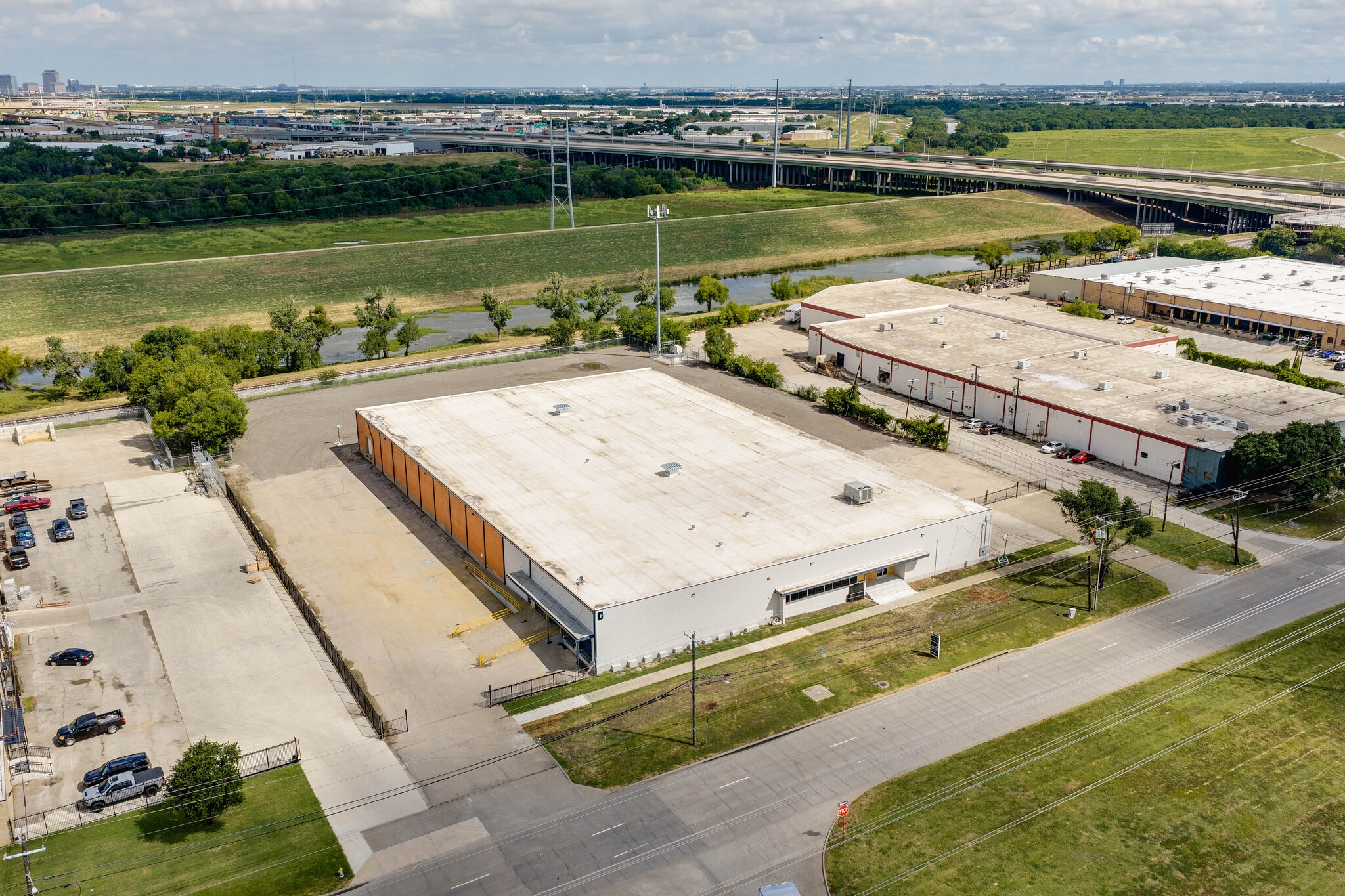 909 Regal Row, Dallas, TX for Sale