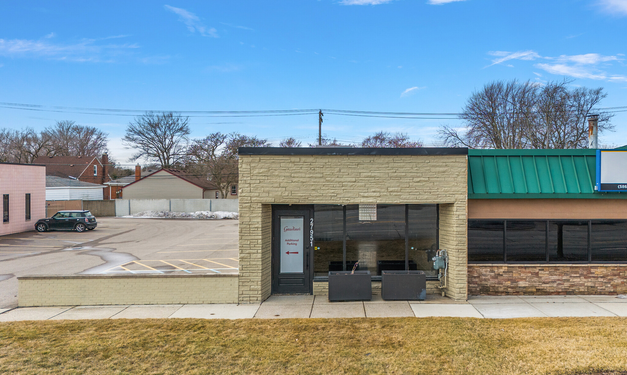 27951 Harper Ave, St Clair Shrs, MI for Rent