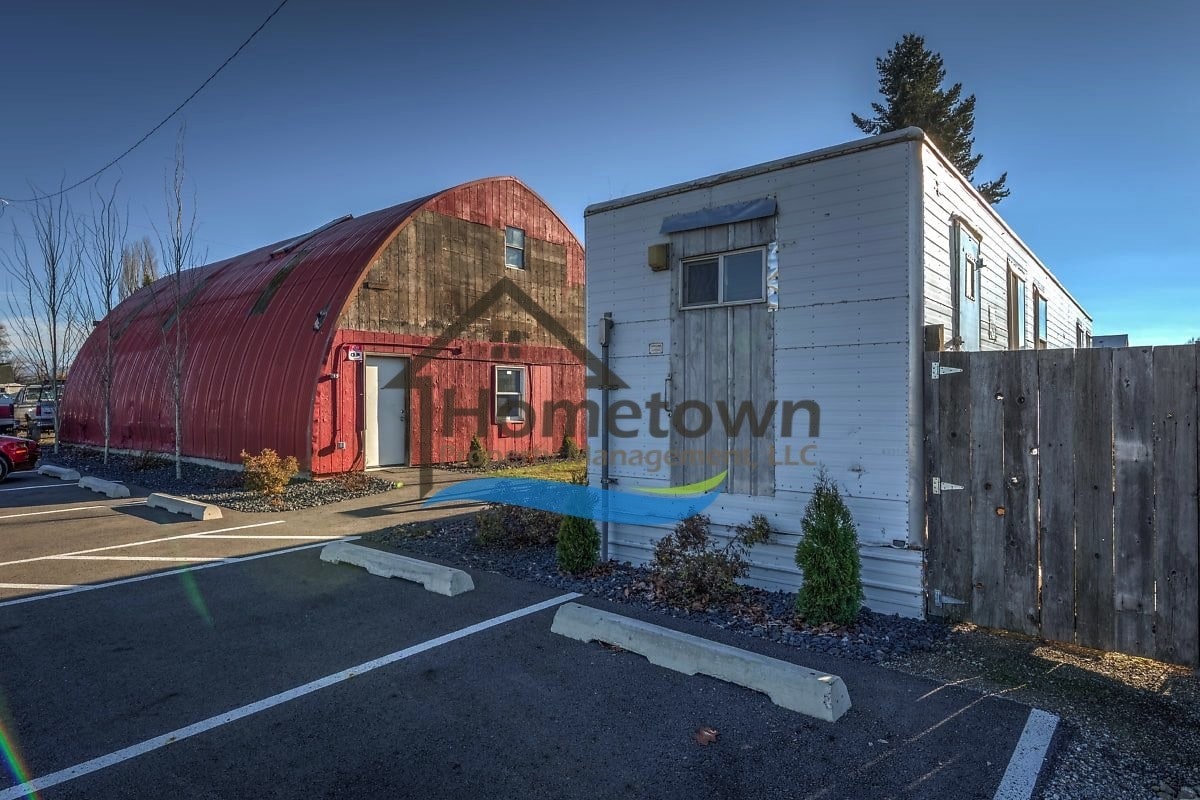 9561 N Atlas Rd, Hayden, ID for Rent