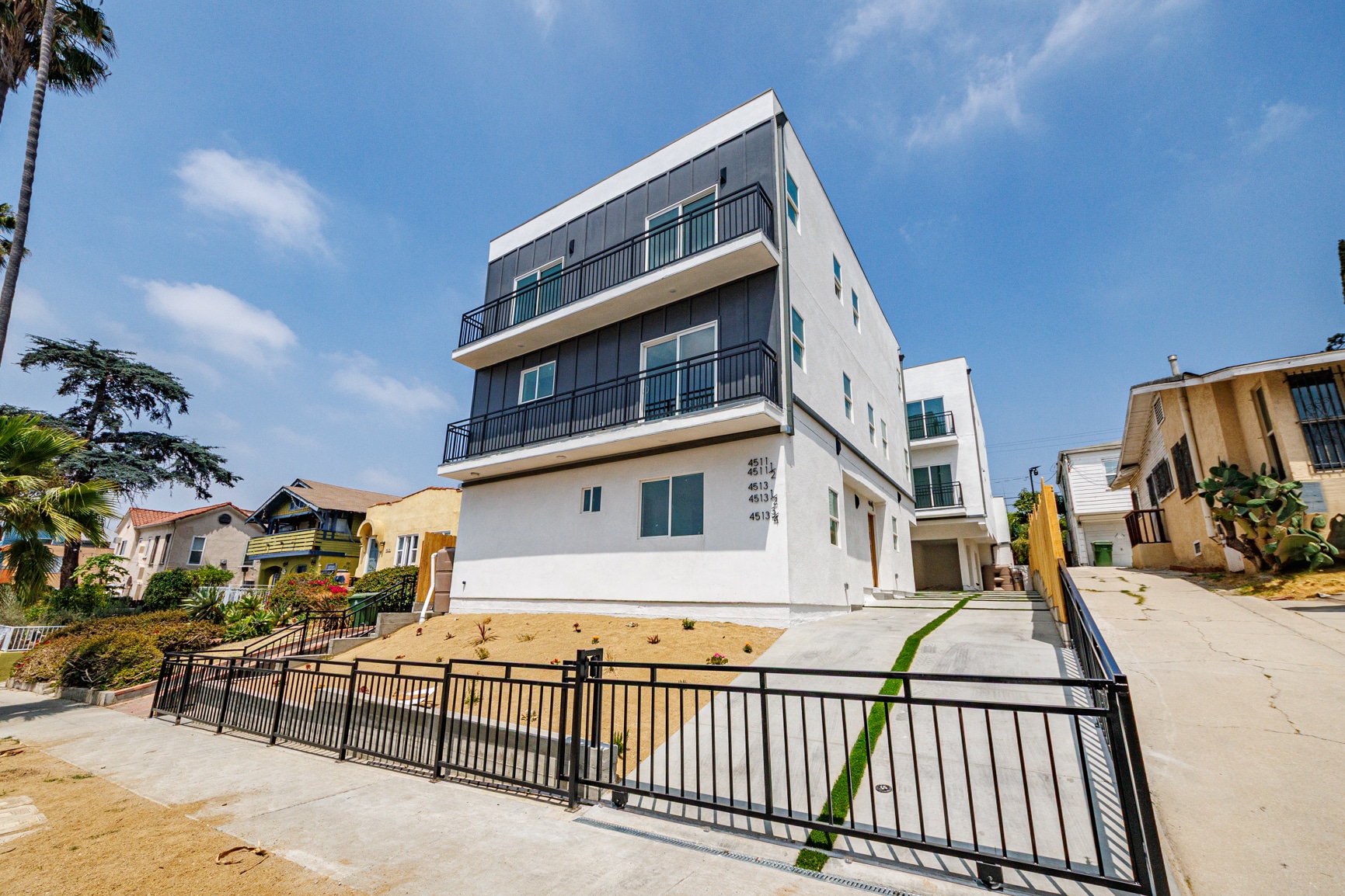 4511 Rosewood Ave, Los Angeles, CA for Sale