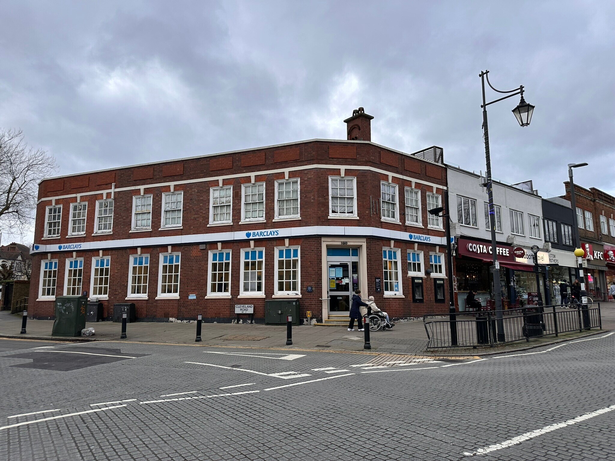 130 George Ln, London, LND for Rent