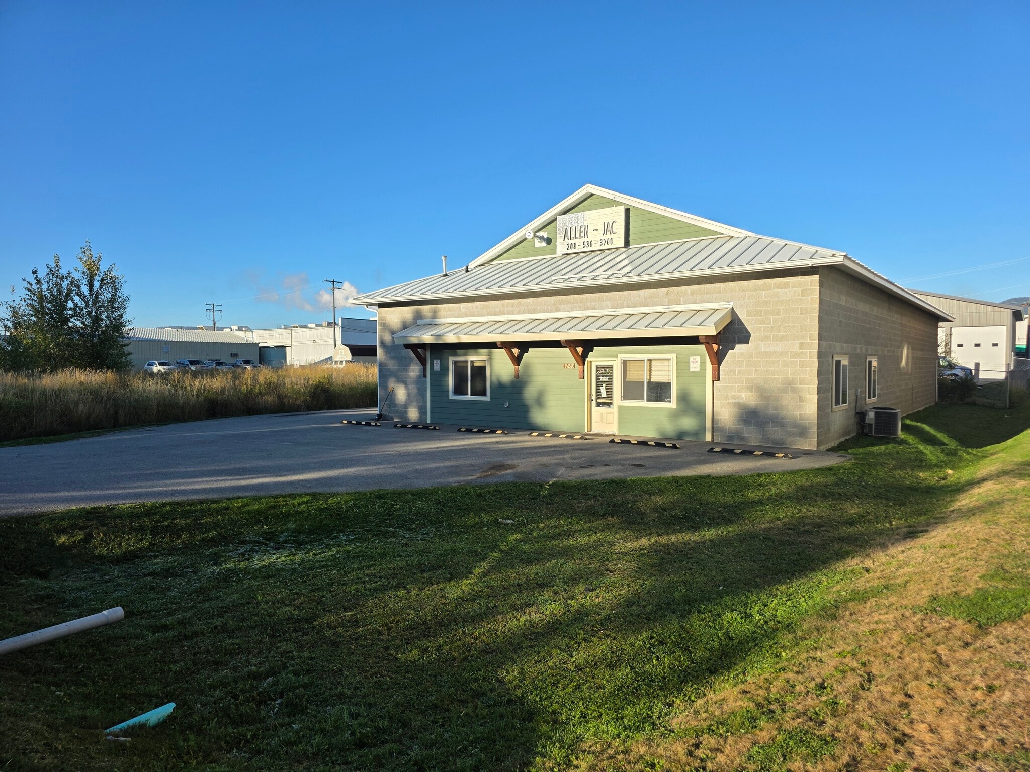 1725 Culvers Dr, Sandpoint, ID for Rent