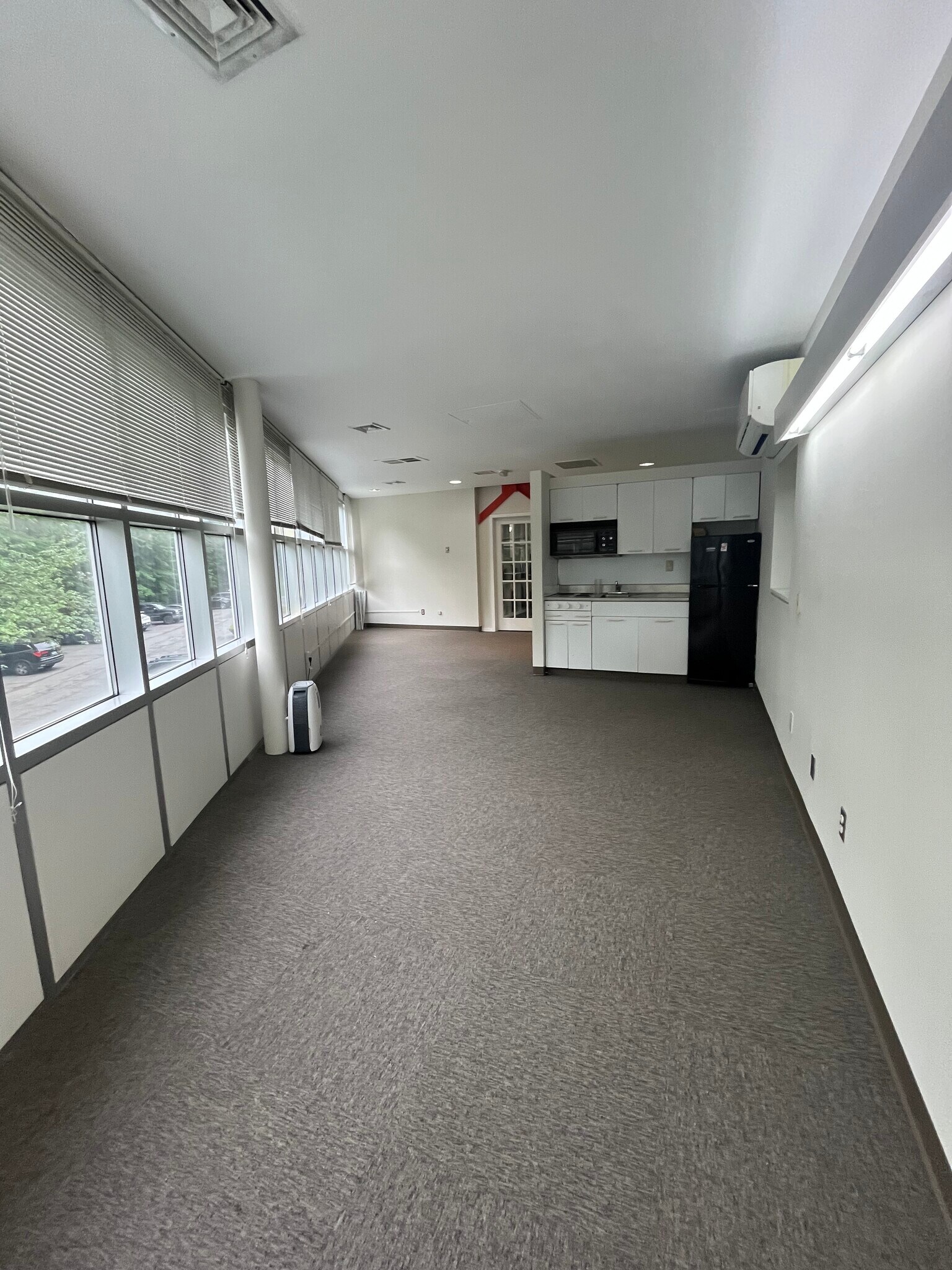 11 Talcott Notch Rd, Farmington, CT for Rent
