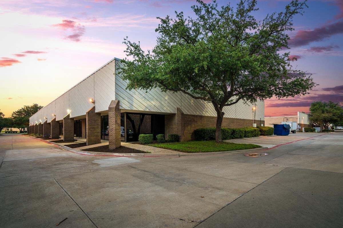 1313 Valwood Pky, Carrollton, TX for Rent
