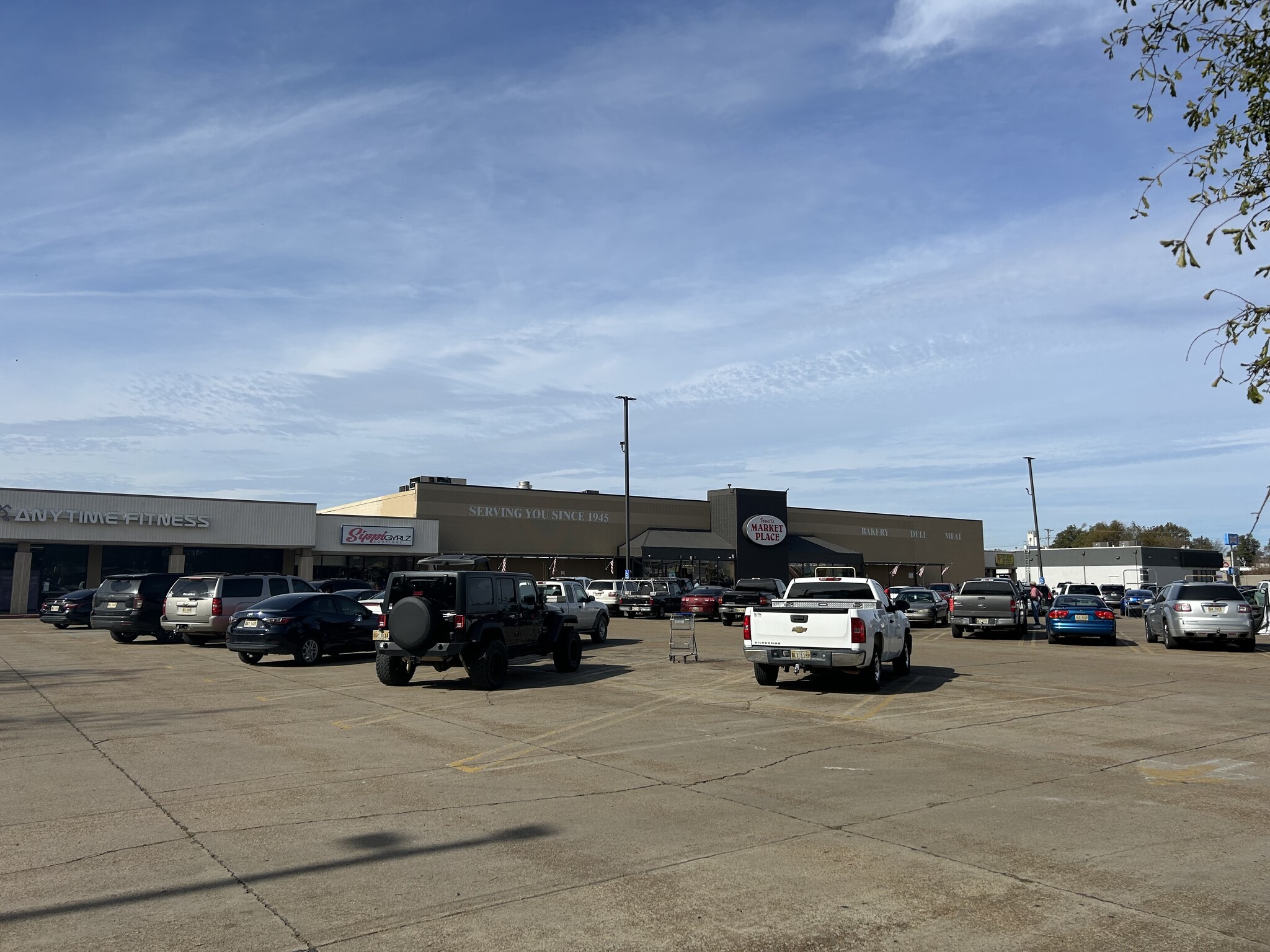 207 N Davis Ave, Cleveland, MS for Rent