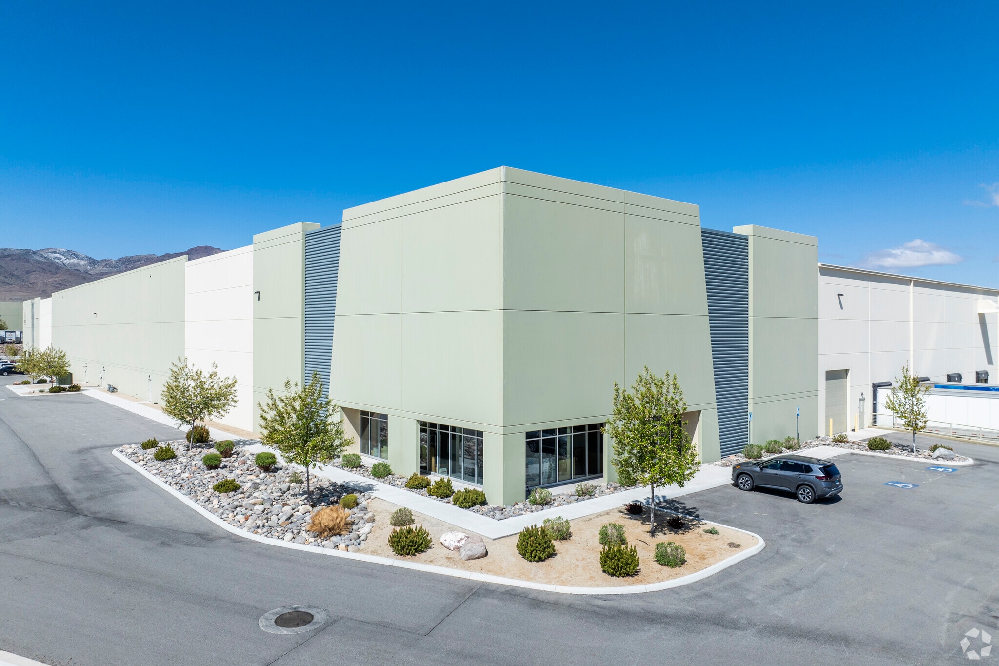 425 E Sydney Dr, Mccarran, NV for Rent