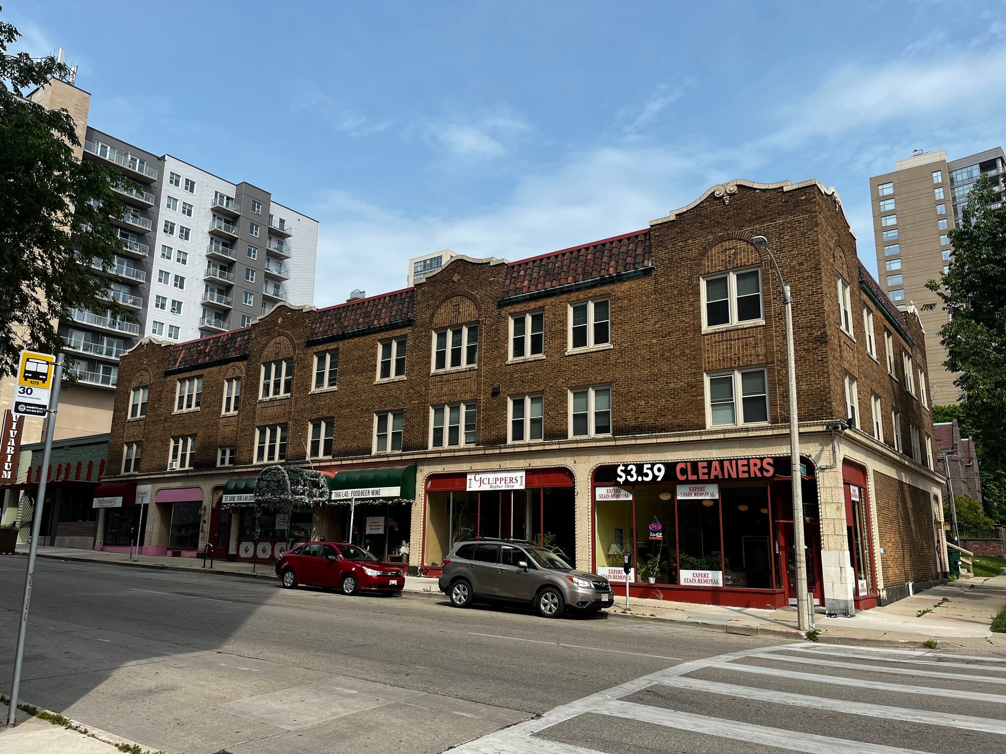 1800 N Farwell Ave, Milwaukee, WI for Sale