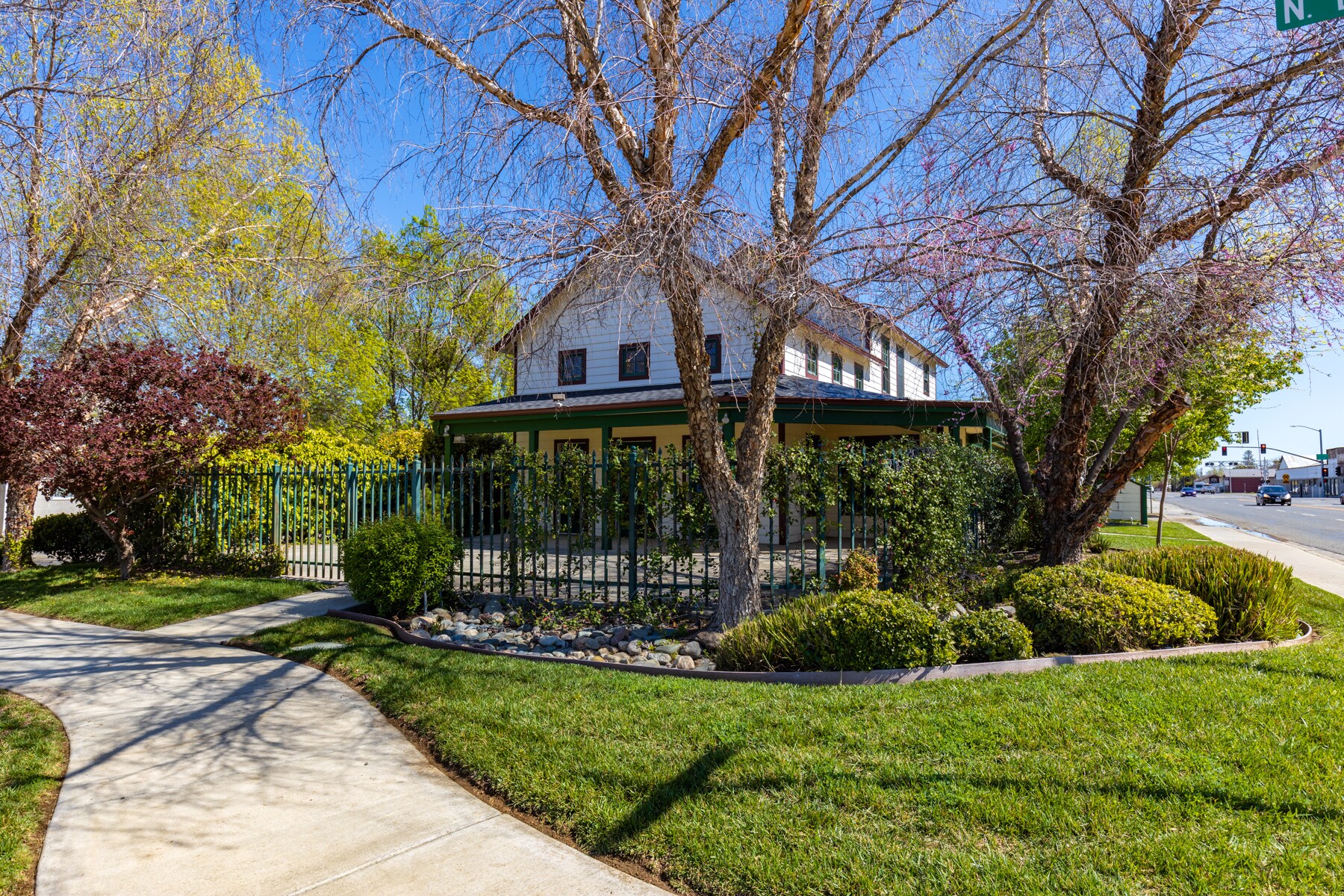 121 W Wood St Willows, CA 95988 Retail Property for Sale on