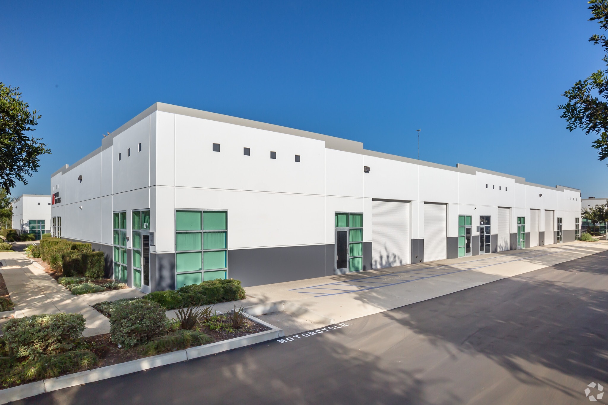 2350-2380 Eastman Ave, Oxnard, CA for Rent