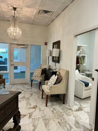 Pensacola, FL Apartments - 224 E Garden St