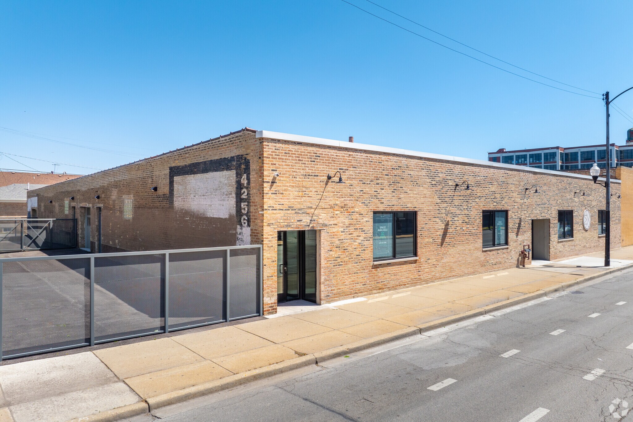 4256 W Diversey Ave, Chicago, IL for Rent