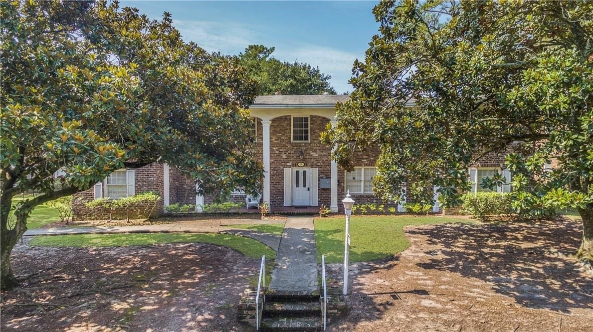 29 E 67th St Savannah, GA 31405 MultiFamily Property for Sale on