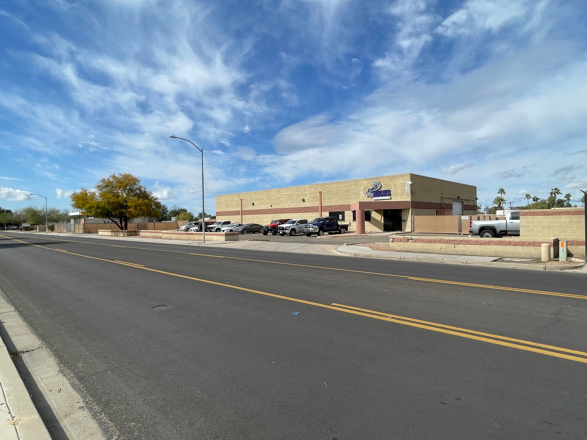 6262 N 57th Ave, Glendale, AZ for Sale