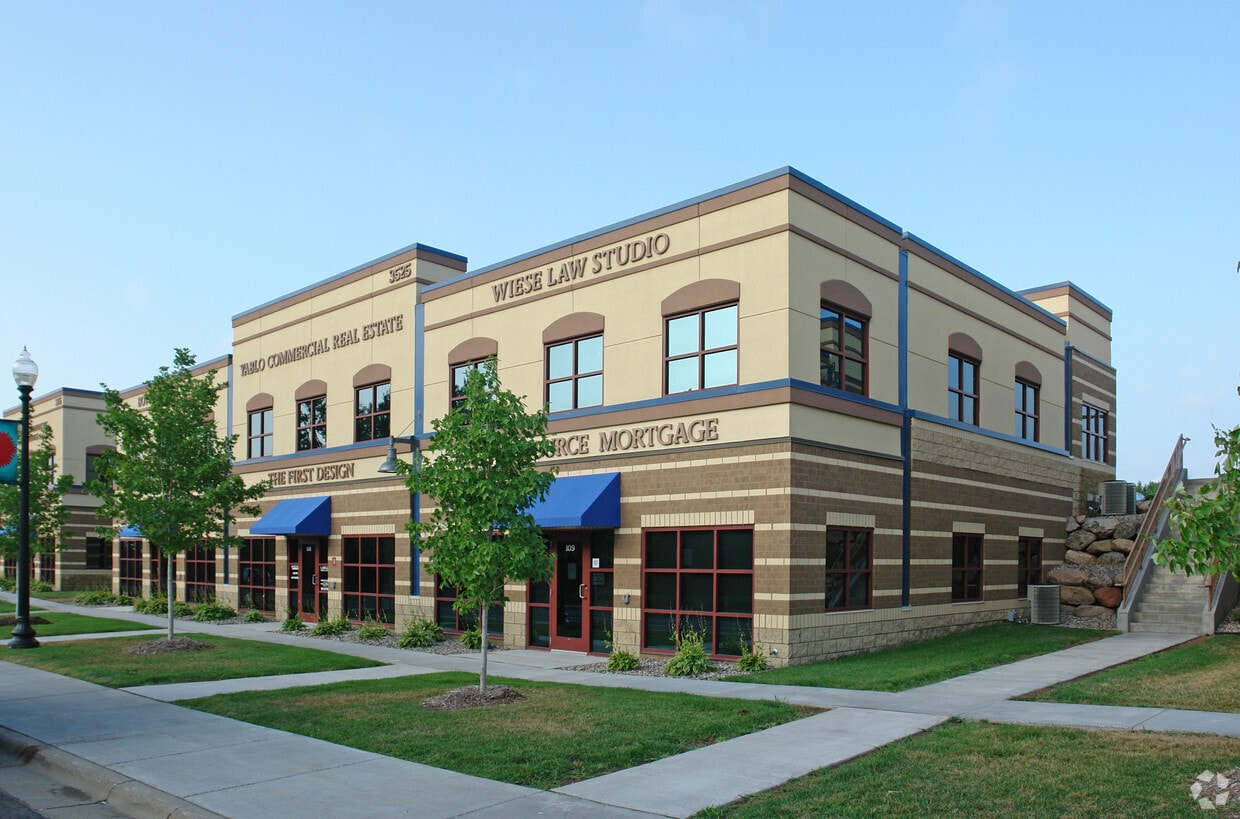 3525 Plymouth Blvd, Plymouth, MN for Sale