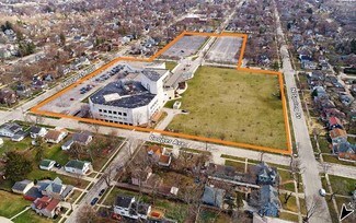 Elgin, IL Hospitals - 901-934 Center St