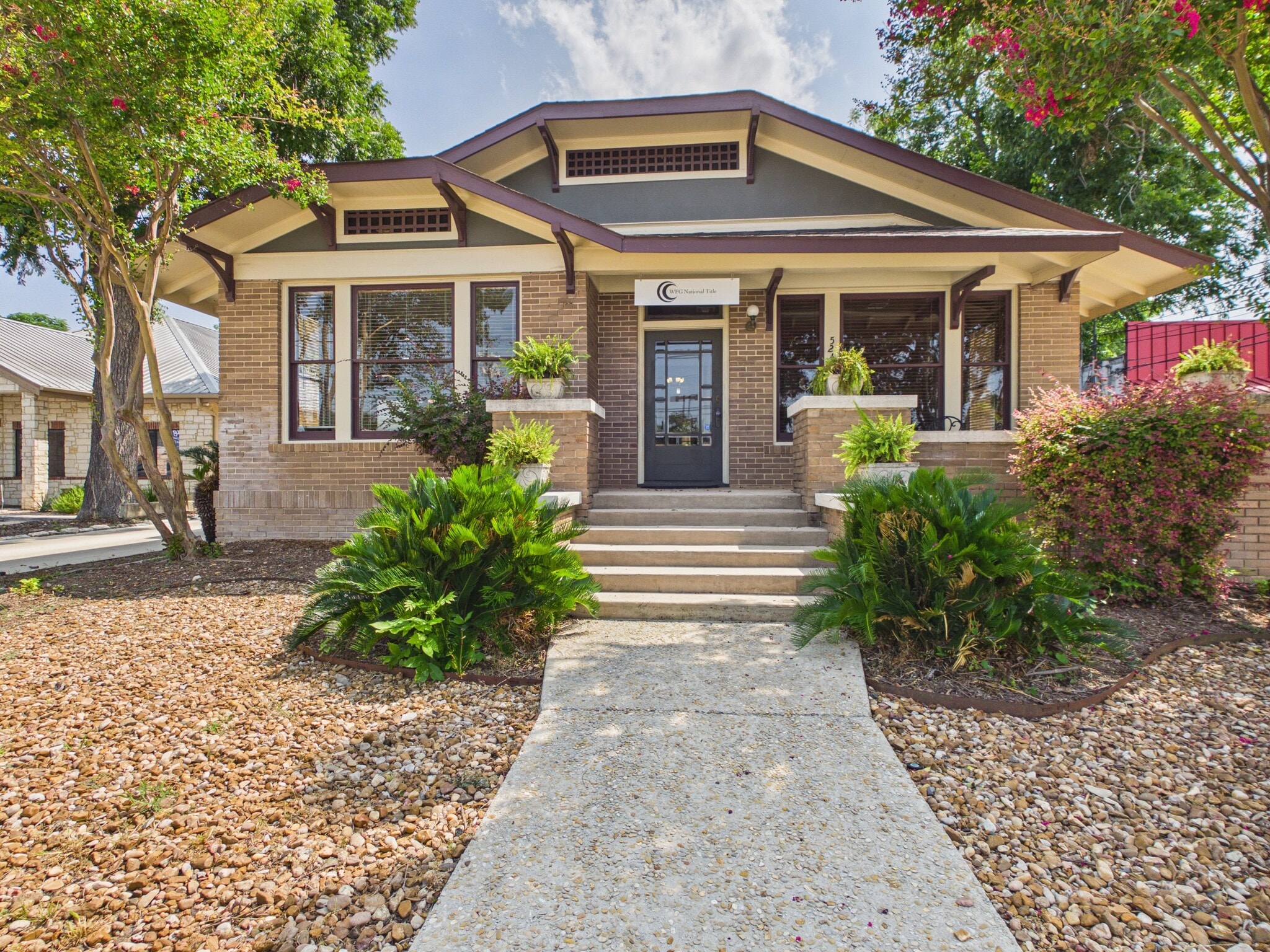 524 S Seguin Ave, New Braunfels, TX for Rent