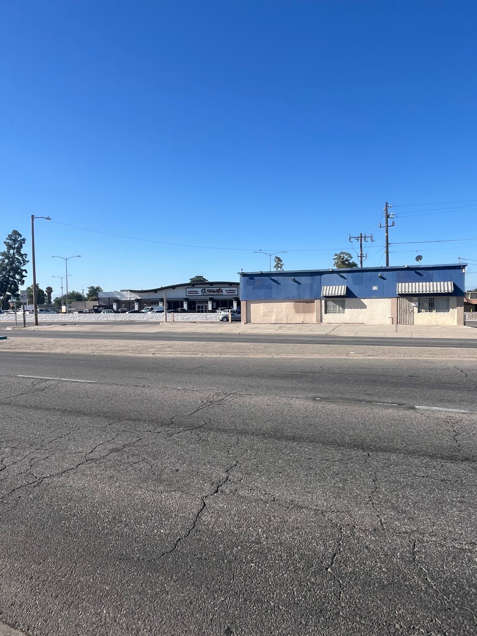 2301 Niles St, Bakersfield, CA for Rent