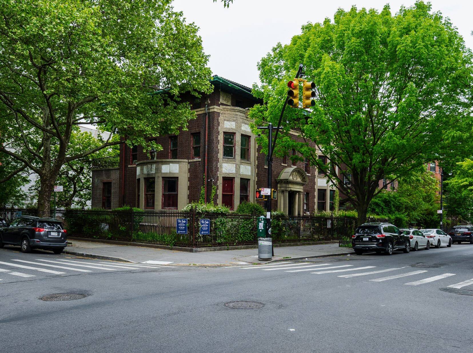 375 Stuyvesant Ave, Brooklyn, NY for Sale