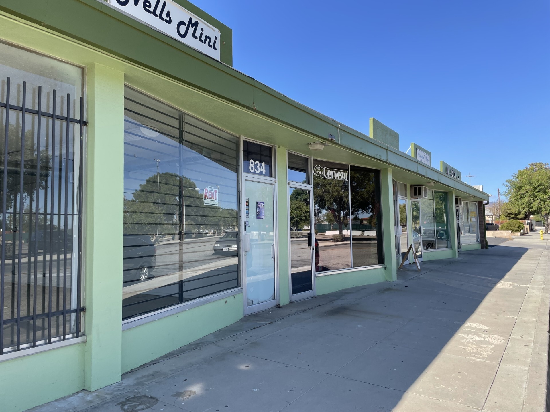 38463 9th St E, Palmdale, CA for Sale
