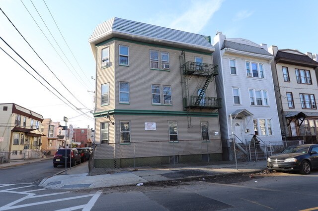newark nj multi family homes for sale