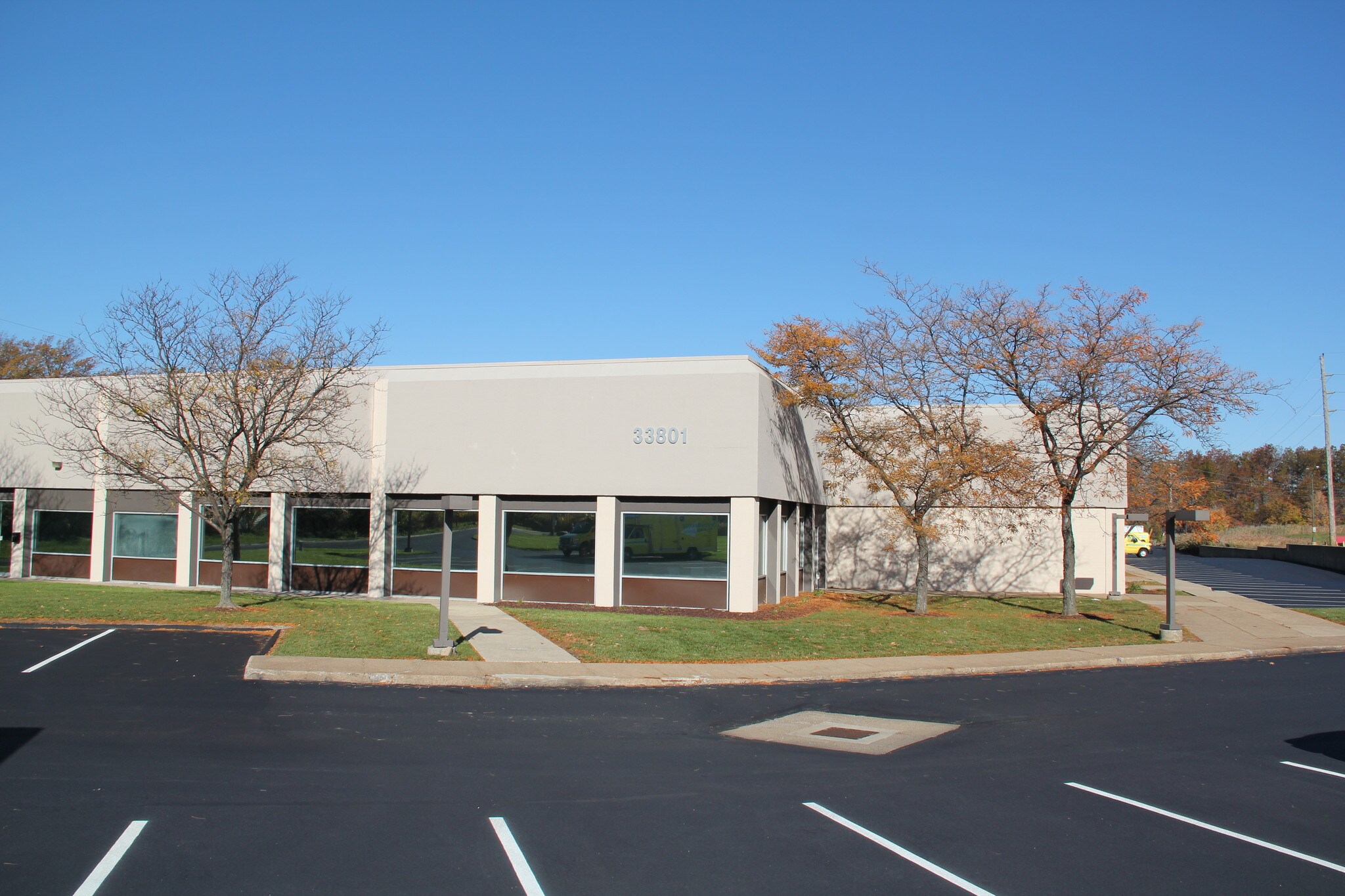 33801 Curtis Blvd, Eastlake, OH for Rent