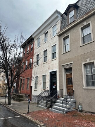 Pottsville, PA Apartments - 319 W Market St