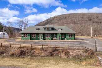 Hancock, NY Storefront Retail/Residential - 19 Trestle Rd