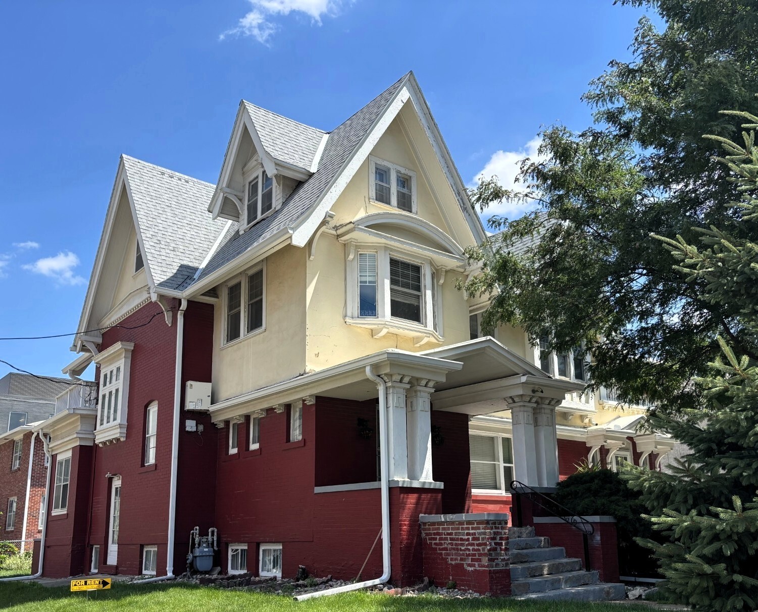 401 S 38th Ave, Omaha, NE for Sale