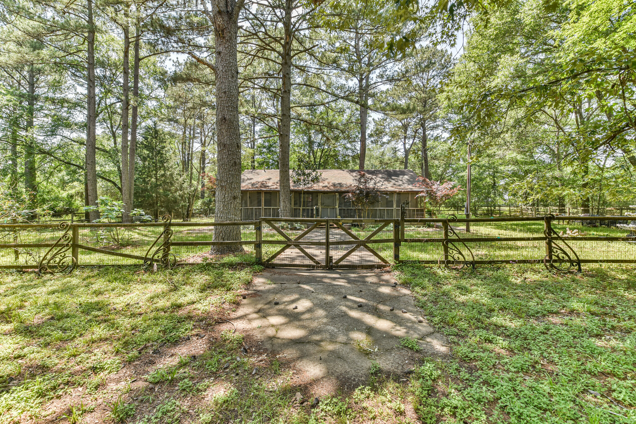 29059 Sheffield Rd, Hockley, TX for Sale