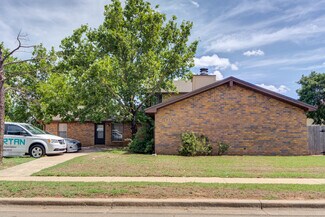 Lubbock, TX undefined - 2305 76th St