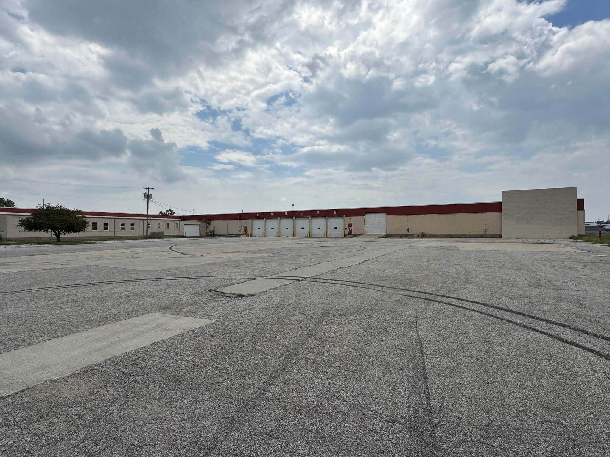 1535 Fieldhouse Ave, Elkhart, IN for Rent