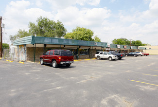 San Antonio, TX Retail - 1307-1407 Castroville Rd