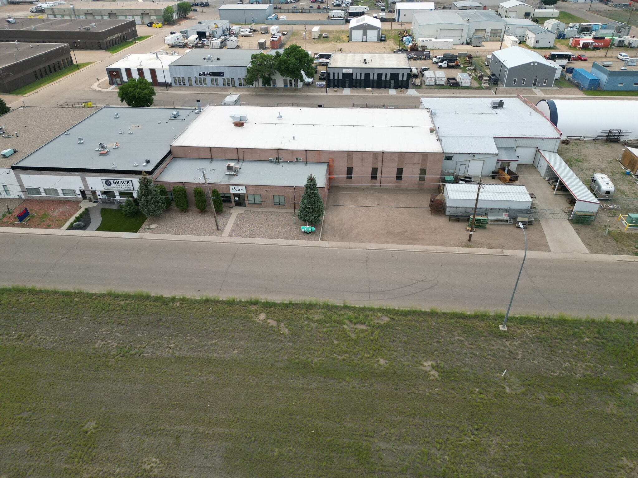 1954 10 Av NW, Medicine Hat, AB for Sale