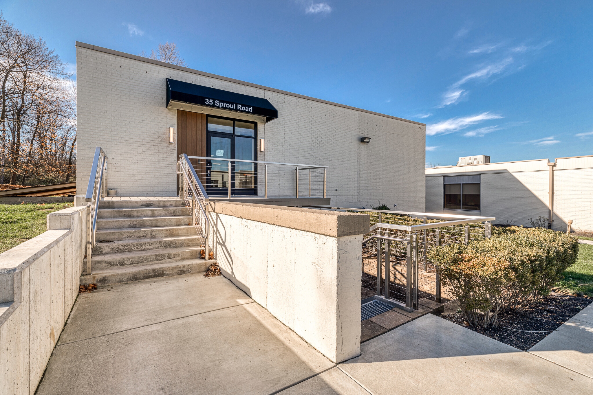 35 Sproul Rd, Malvern, PA for Rent