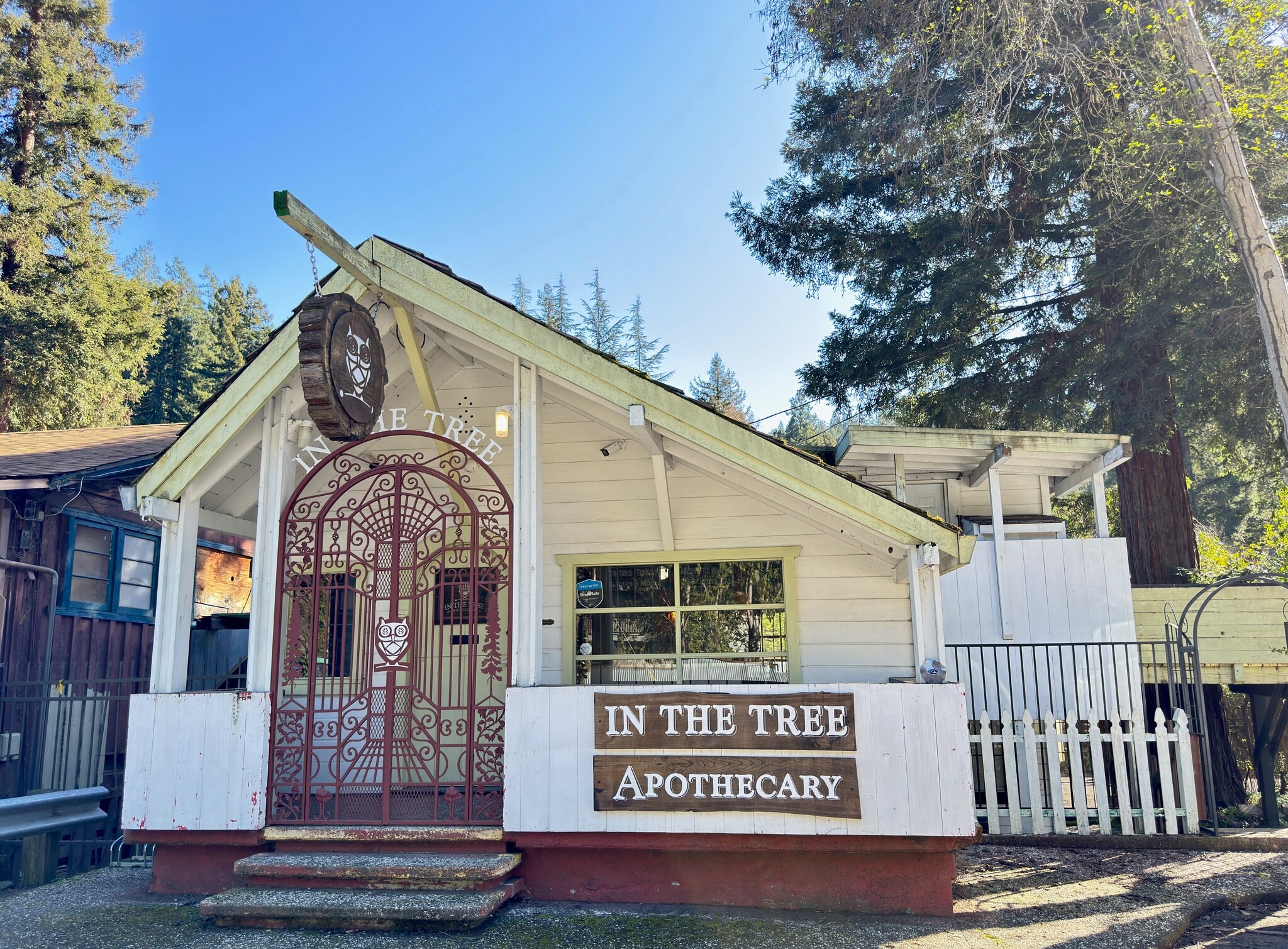 10665 River Rd, Forestville, CA for Sale