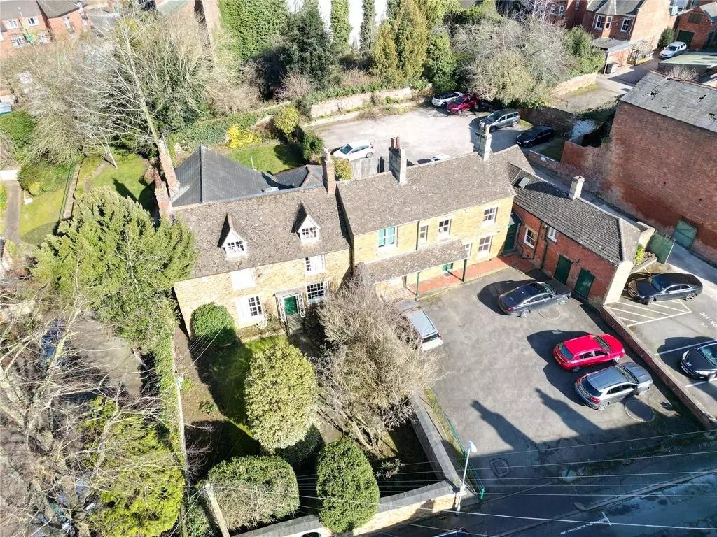 10 West Street, Kettering, NTH for Sale