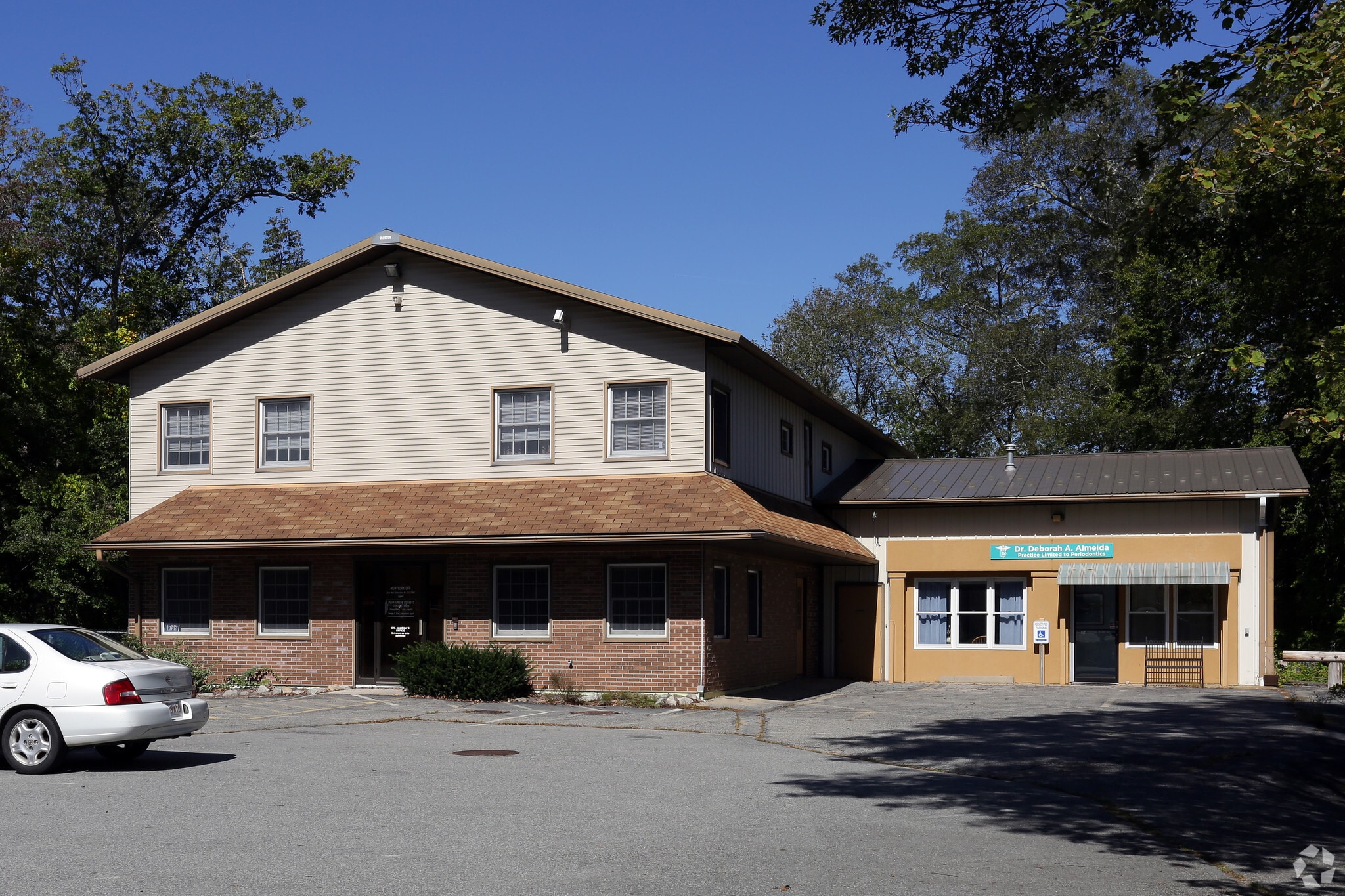 946-948 American Legion Hwy, Westport, MA for Rent