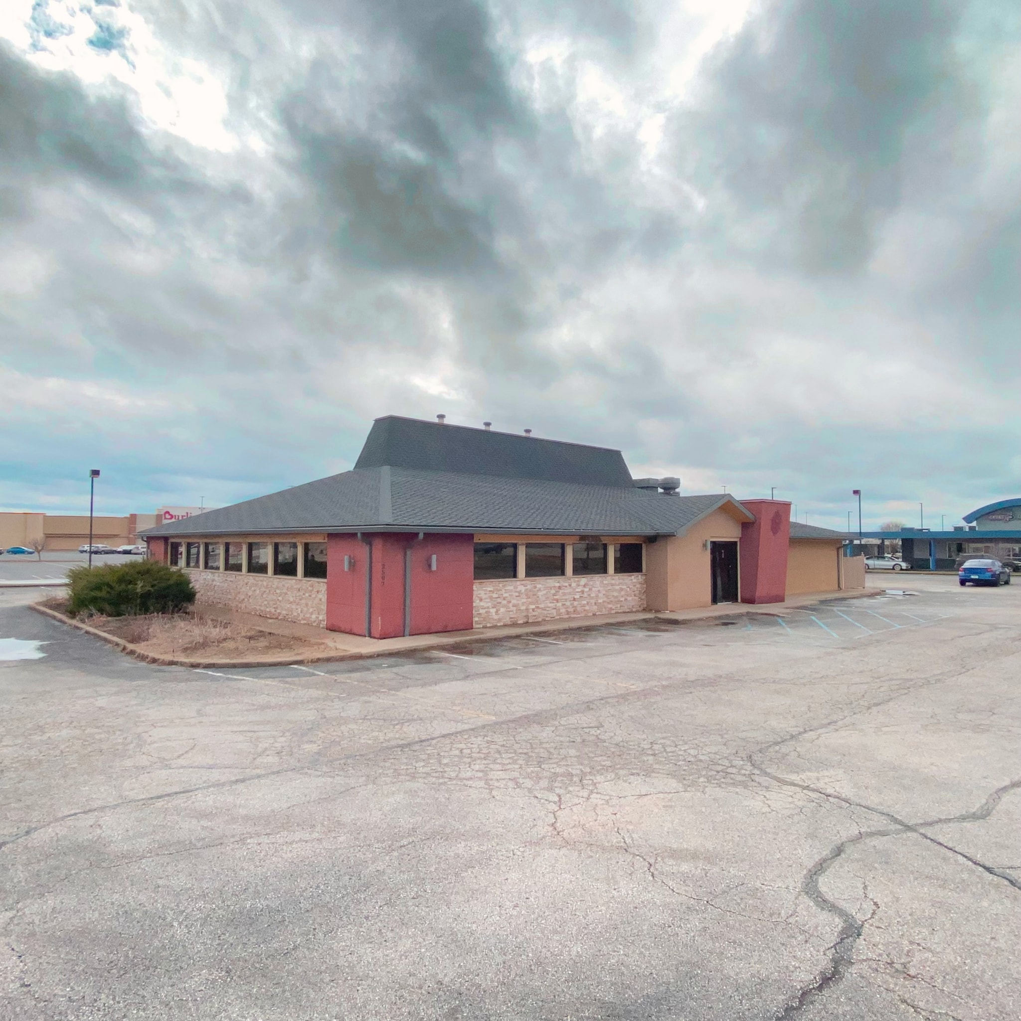 2597 E Main St, Plainfield, IN for Rent
